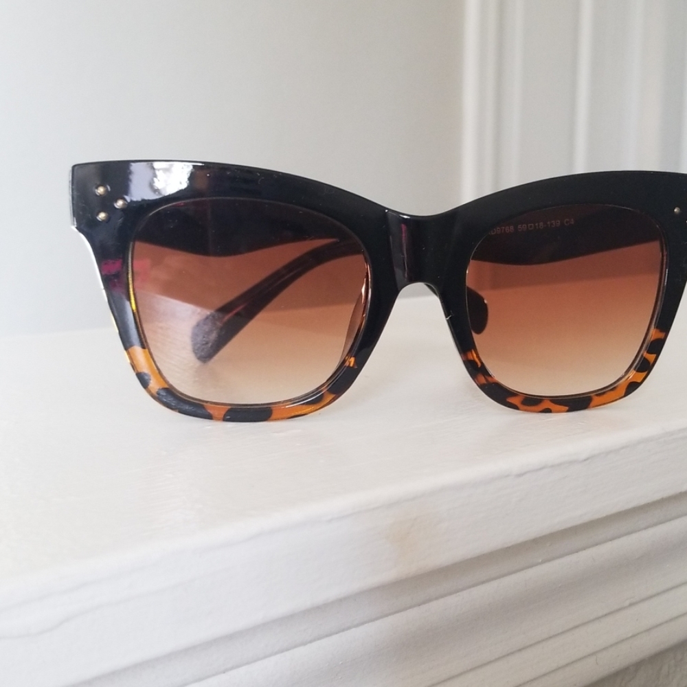 NWOT "Celine" style tortoise sunglasses.